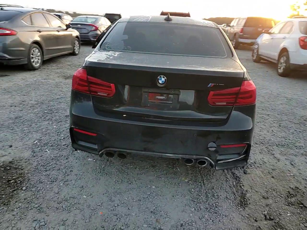 Фото: WBS8M9C53H5G42287