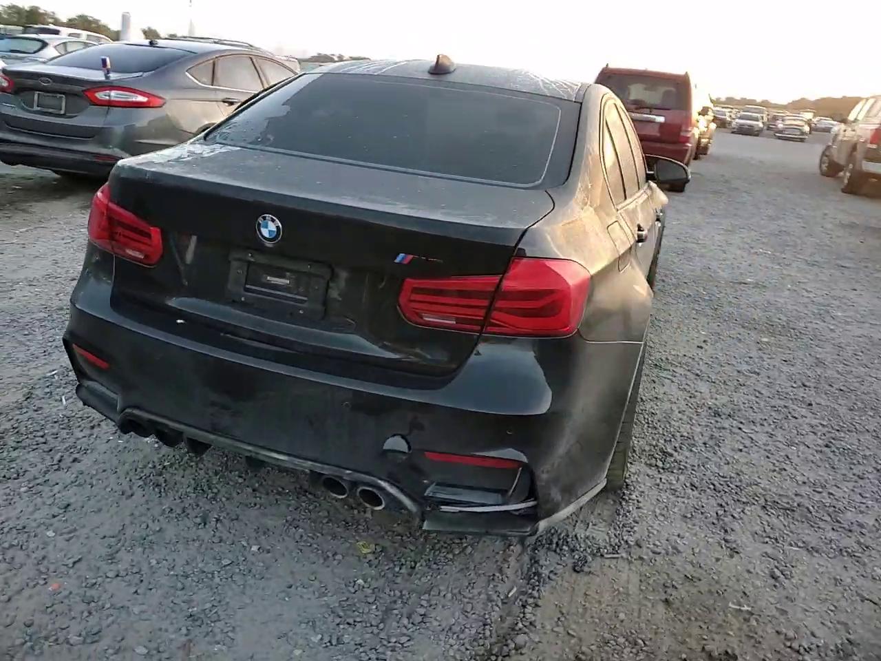 Фото: WBS8M9C53H5G42287