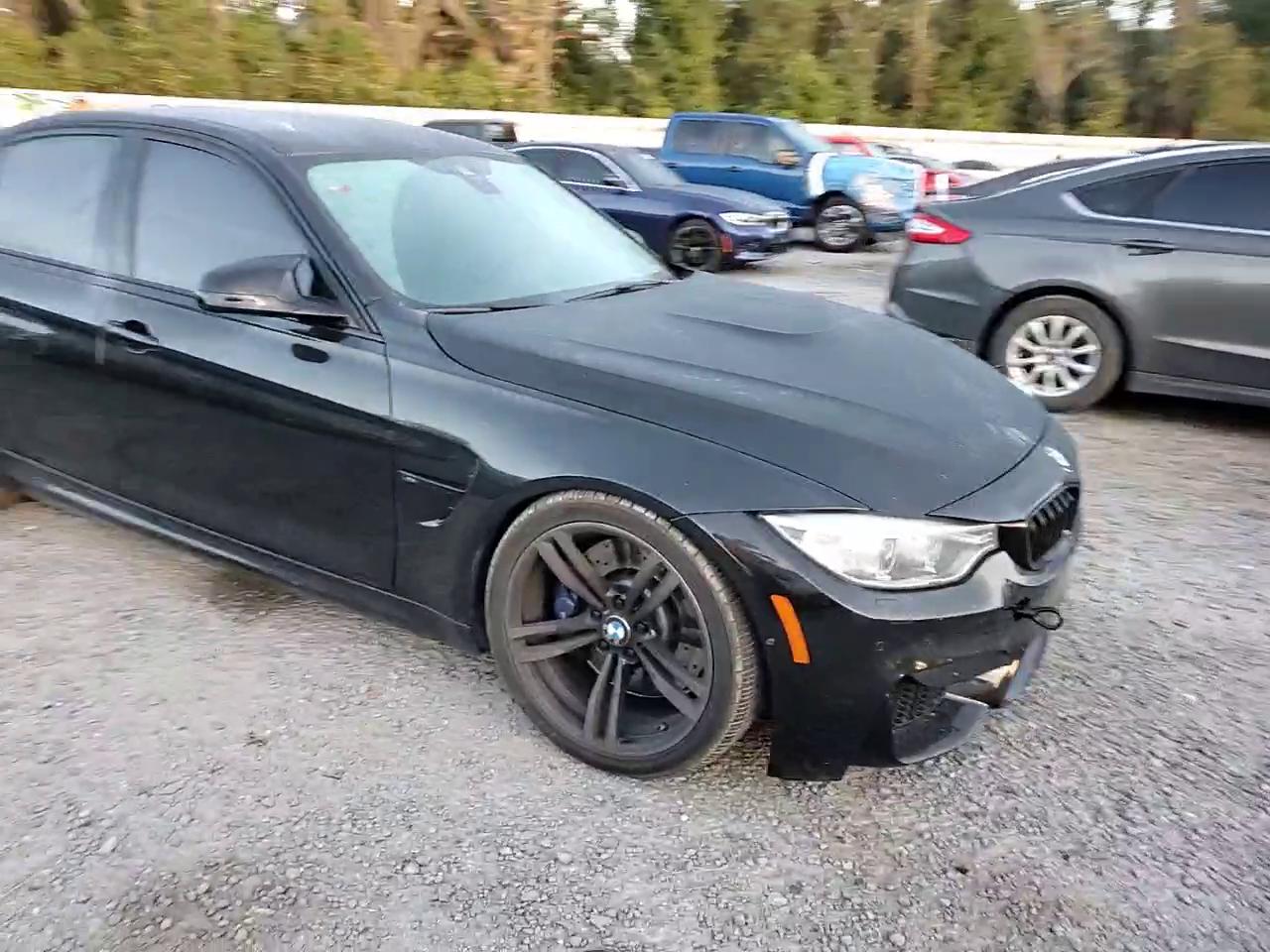 Фото: WBS8M9C53H5G42287