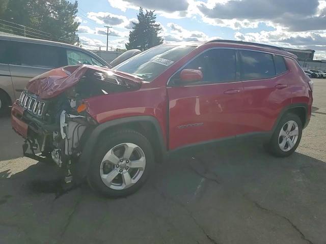 2018 Jeep Compass Latitude VIN: 3C4NJDBB8JT333530 Lot: 89522085