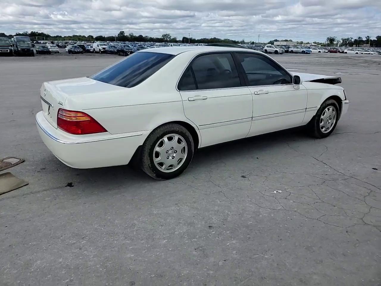 Фото: JH4KA96521C002523