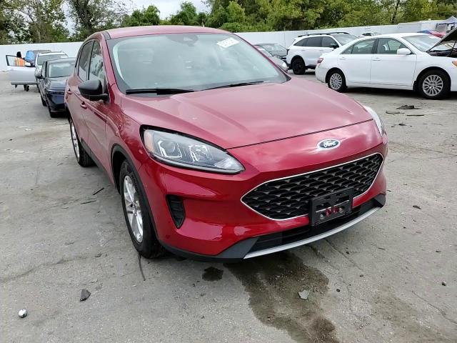 2022 Ford Escape Se VIN: 1FMCU0G66NUB39640 Lot: 82187295