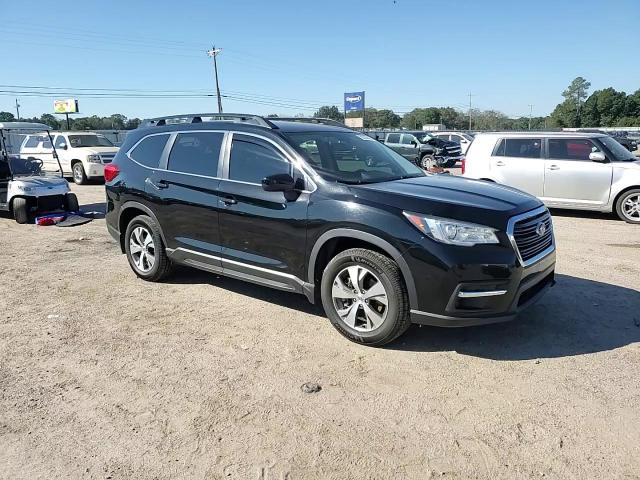 2021 Subaru Ascent Premium VIN: 4S4WMAFD8M3405828 Lot: 82303445