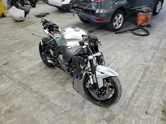 2018 Kawasaki Zx1000 R VIN: JKAZXCR10JA007083 Lot: 90653335
