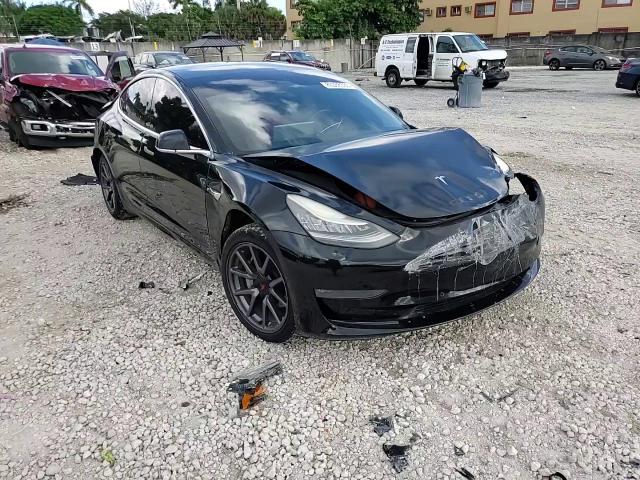 2019 Tesla Model 3 VIN: 5YJ3E1EA5KF402686 Lot: 85338335