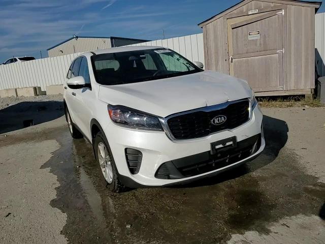 2019 Kia Sorento L VIN: 5XYPG4A34KG611060 Lot: 85113975