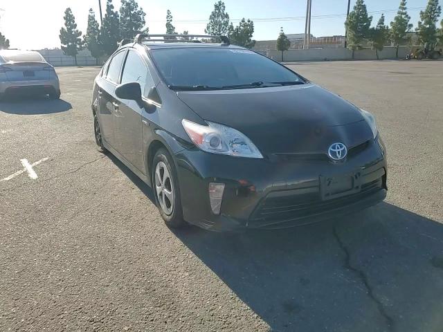 2014 Toyota Prius VIN: JTDKN3DU9E1738132 Lot: 82718175