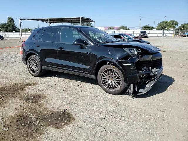 2017 Porsche Cayenne VIN: WP1AA2A24HKA80463 Lot: 82288735