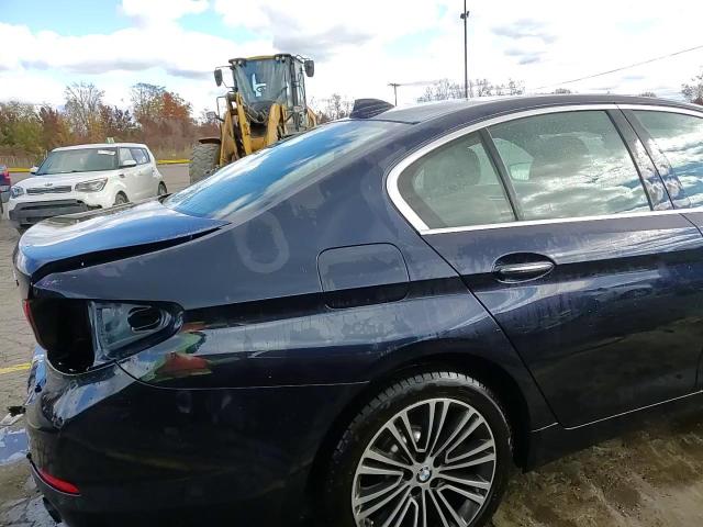2018 BMW 530 Xi VIN: WBAJA7C52JWC75532 Lot: 89866015