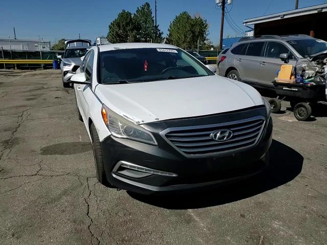 2015 Hyundai Sonata Se VIN: 5NPE24AF5FH199570 Lot: 85672295