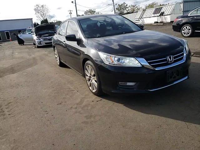 2015 Honda Accord Lx VIN: 1HGCR2F3XFA205555 Lot: 82268745