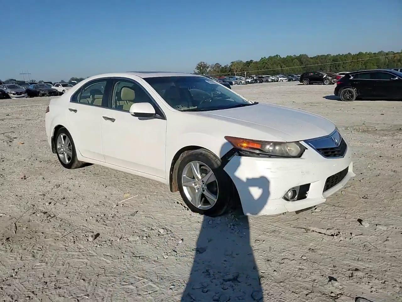 Фото: JH4CU2F41DC005525