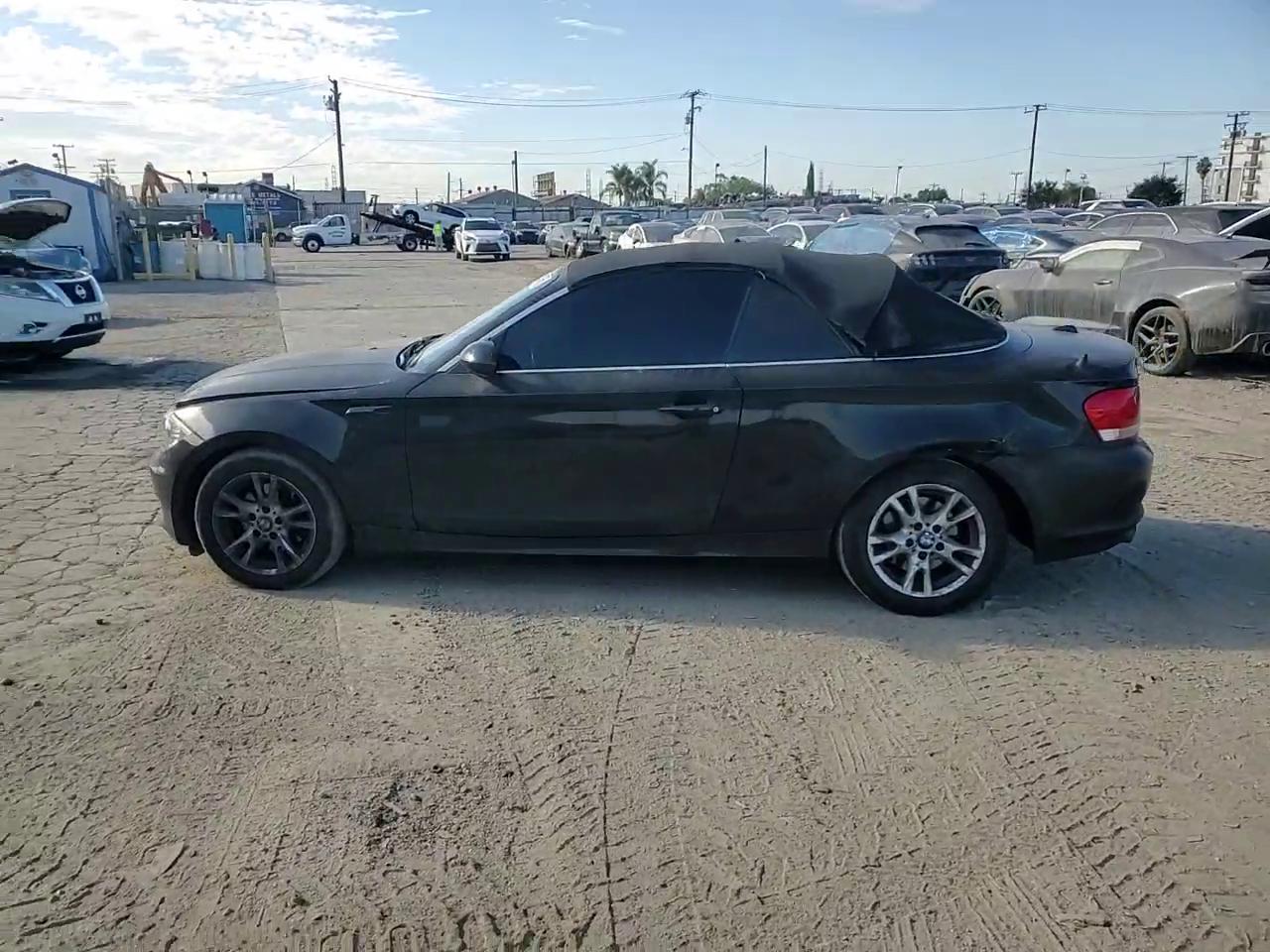 Фото: WBAUN13569VH80702