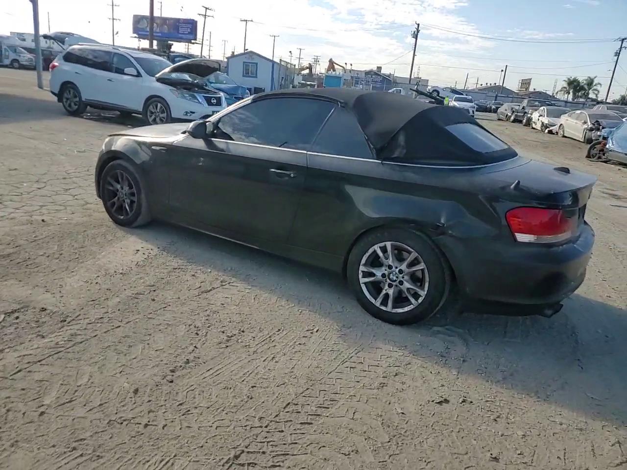 Фото: WBAUN13569VH80702