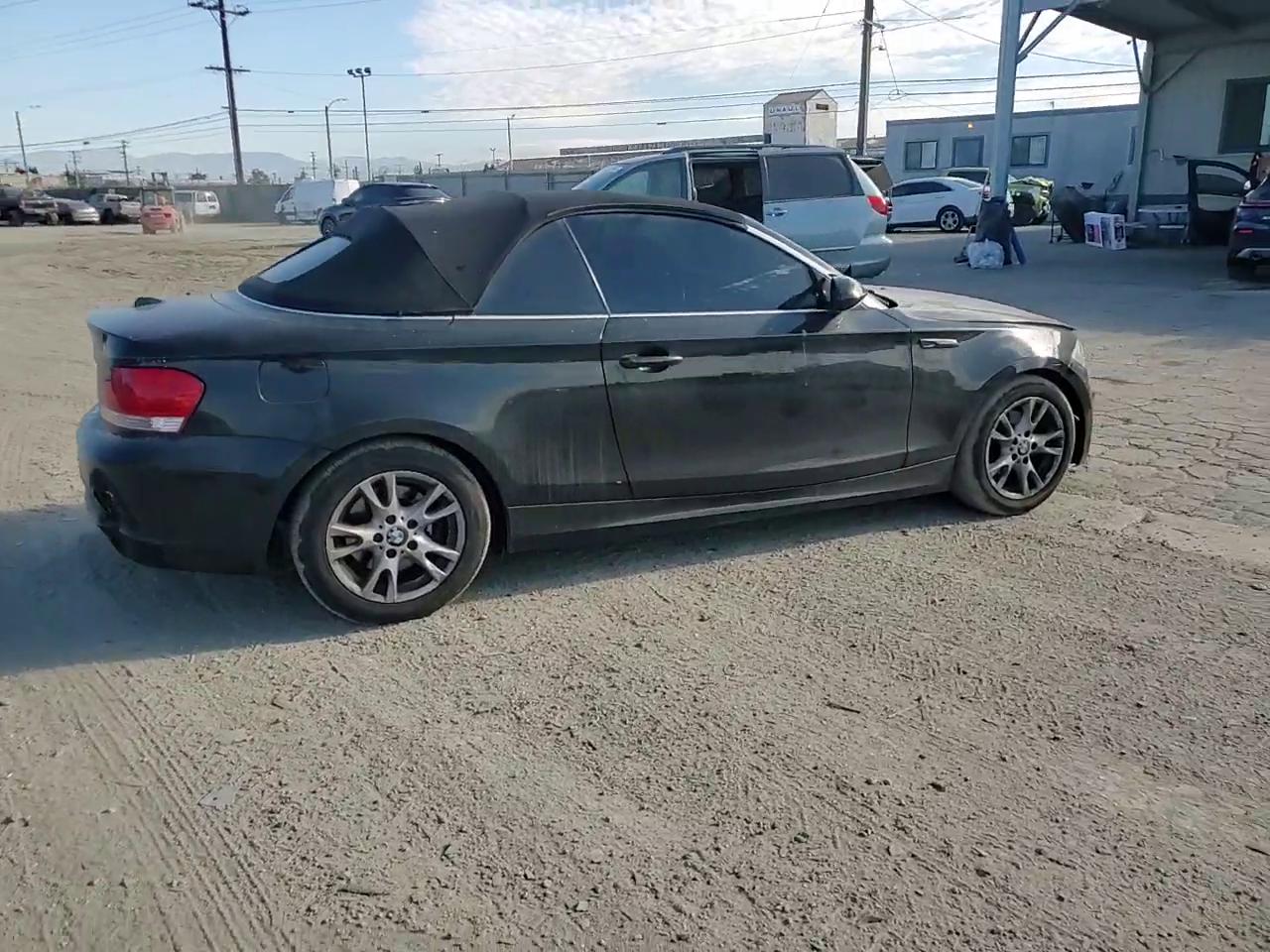 Фото: WBAUN13569VH80702