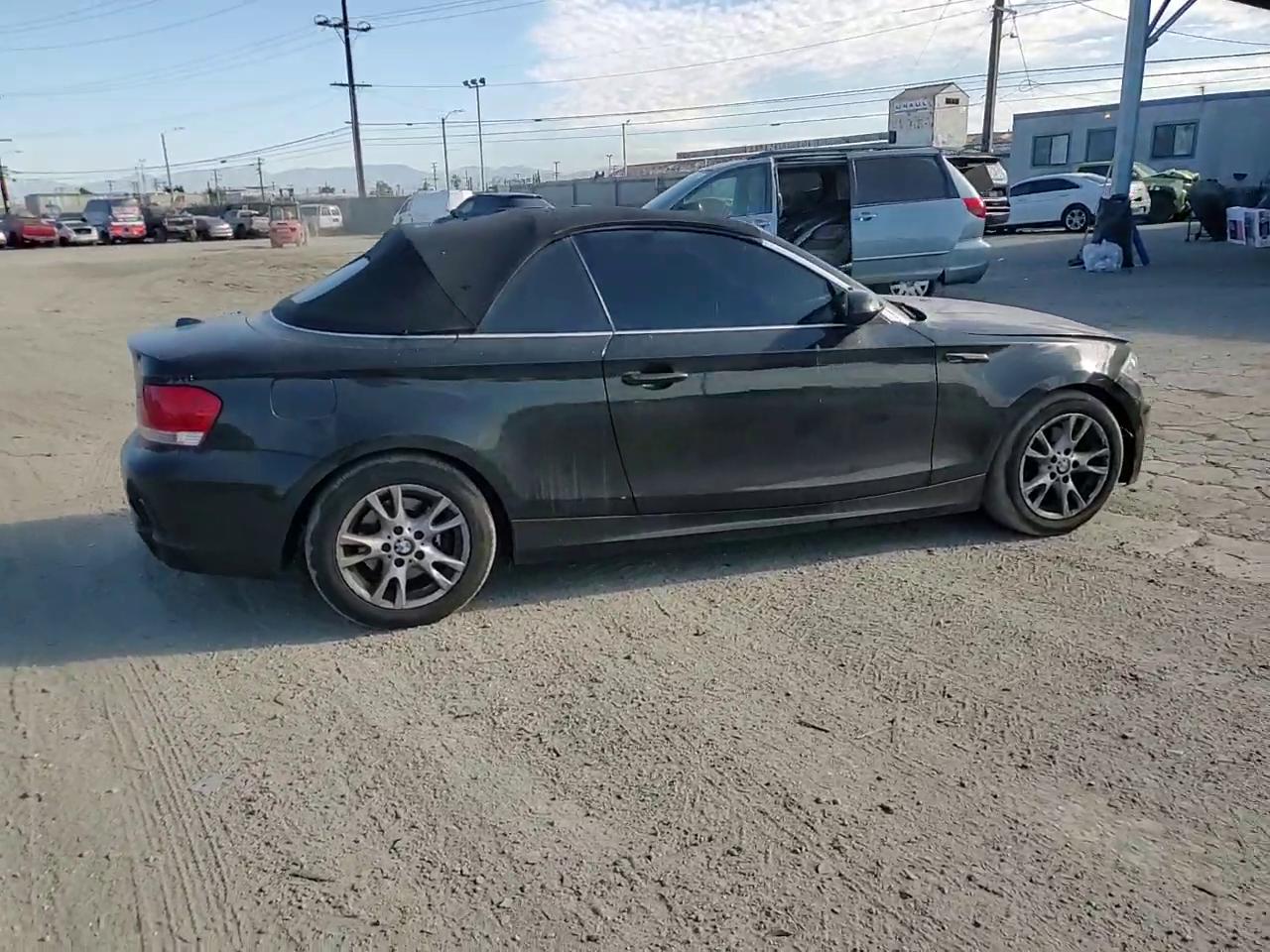 Фото: WBAUN13569VH80702