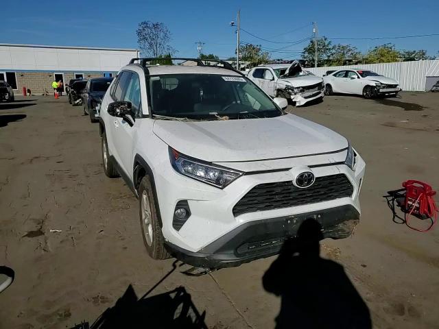 2020 Toyota Rav4 Xle VIN: 2T3P1RFV9LW126215 Lot: 84723985
