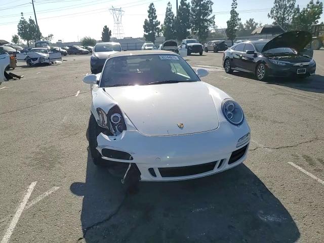2011 Porsche 911 Carrera S VIN: WP0CB2A94BS755210 Lot: 85744815