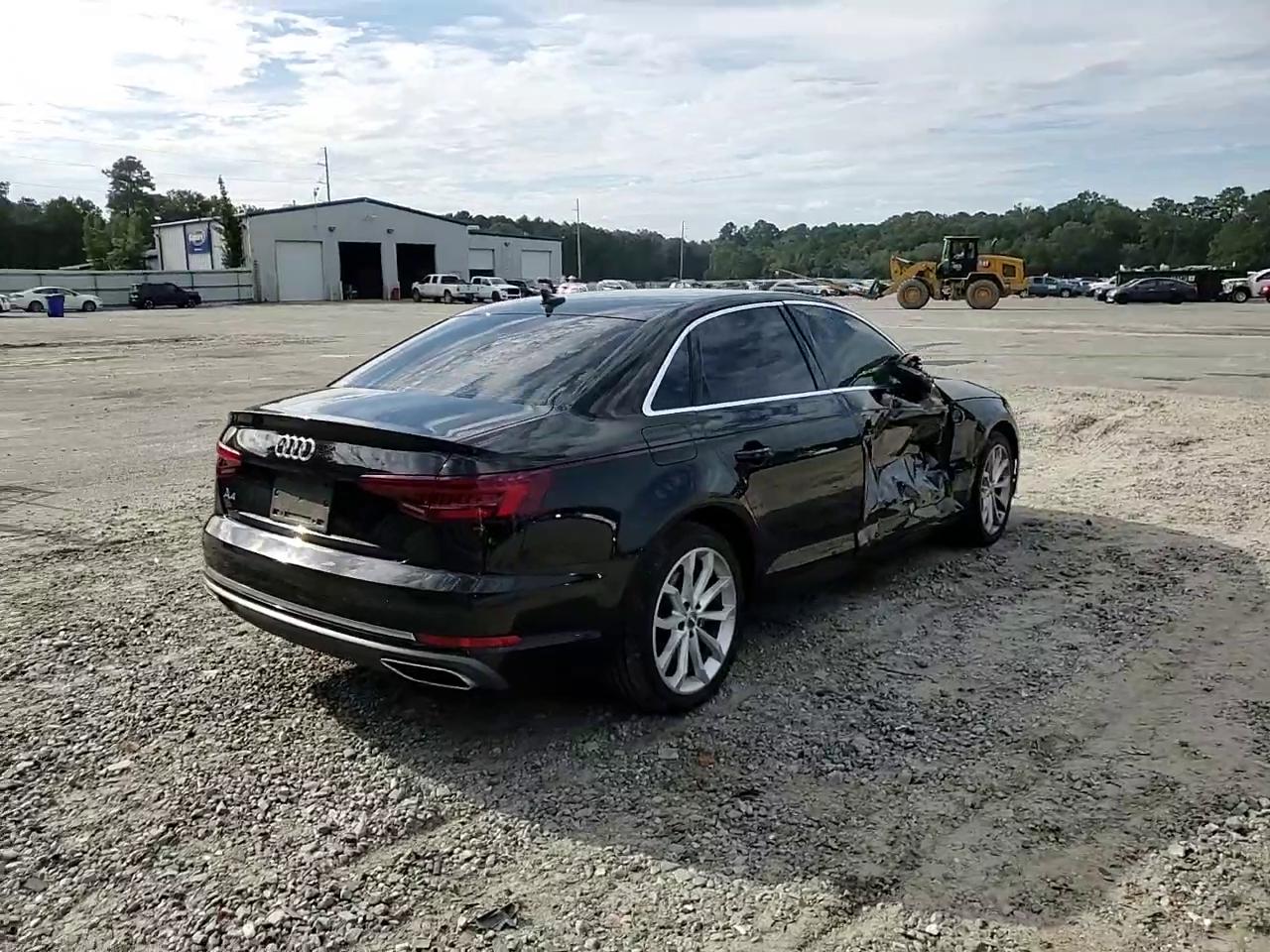 Фото: WAUGMAF41KA037653