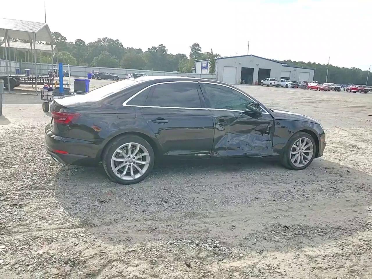 Фото: WAUGMAF41KA037653