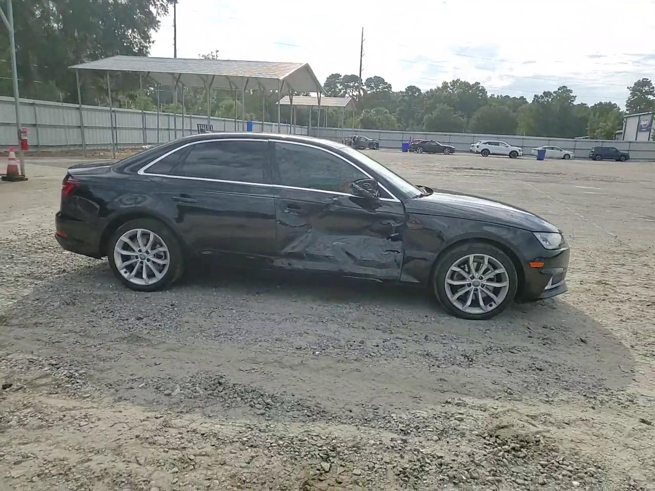 Фото: WAUGMAF41KA037653