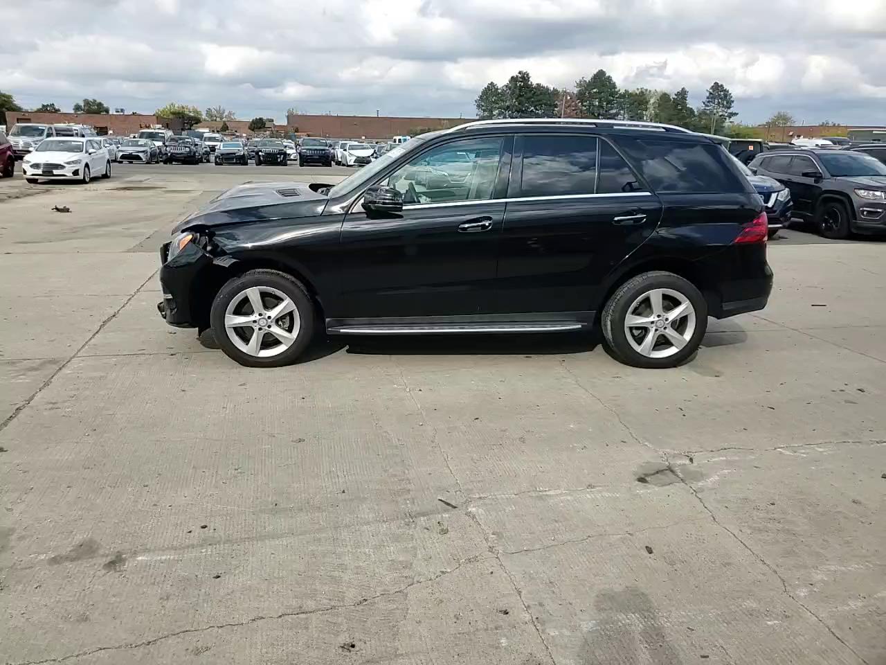 Фото: 4JGDA5HB8HA863499