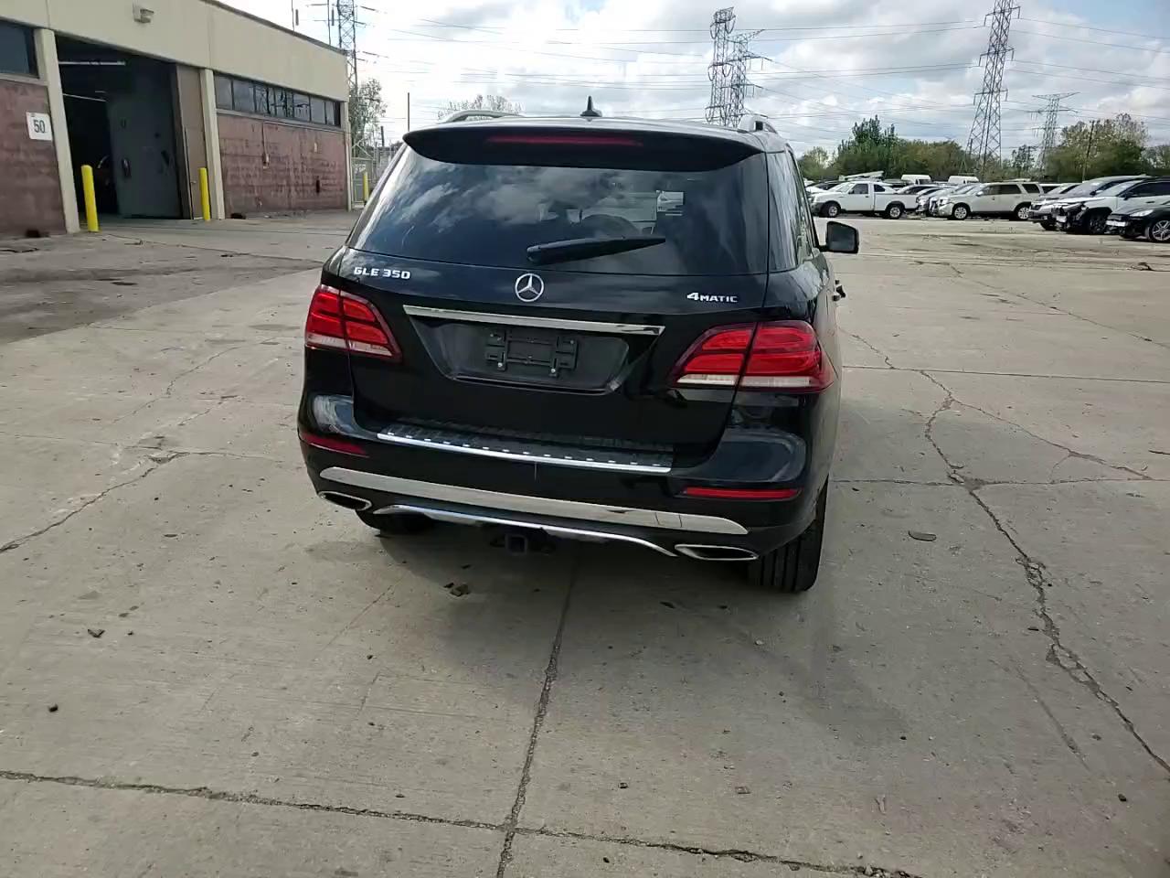 Фото: 4JGDA5HB8HA863499