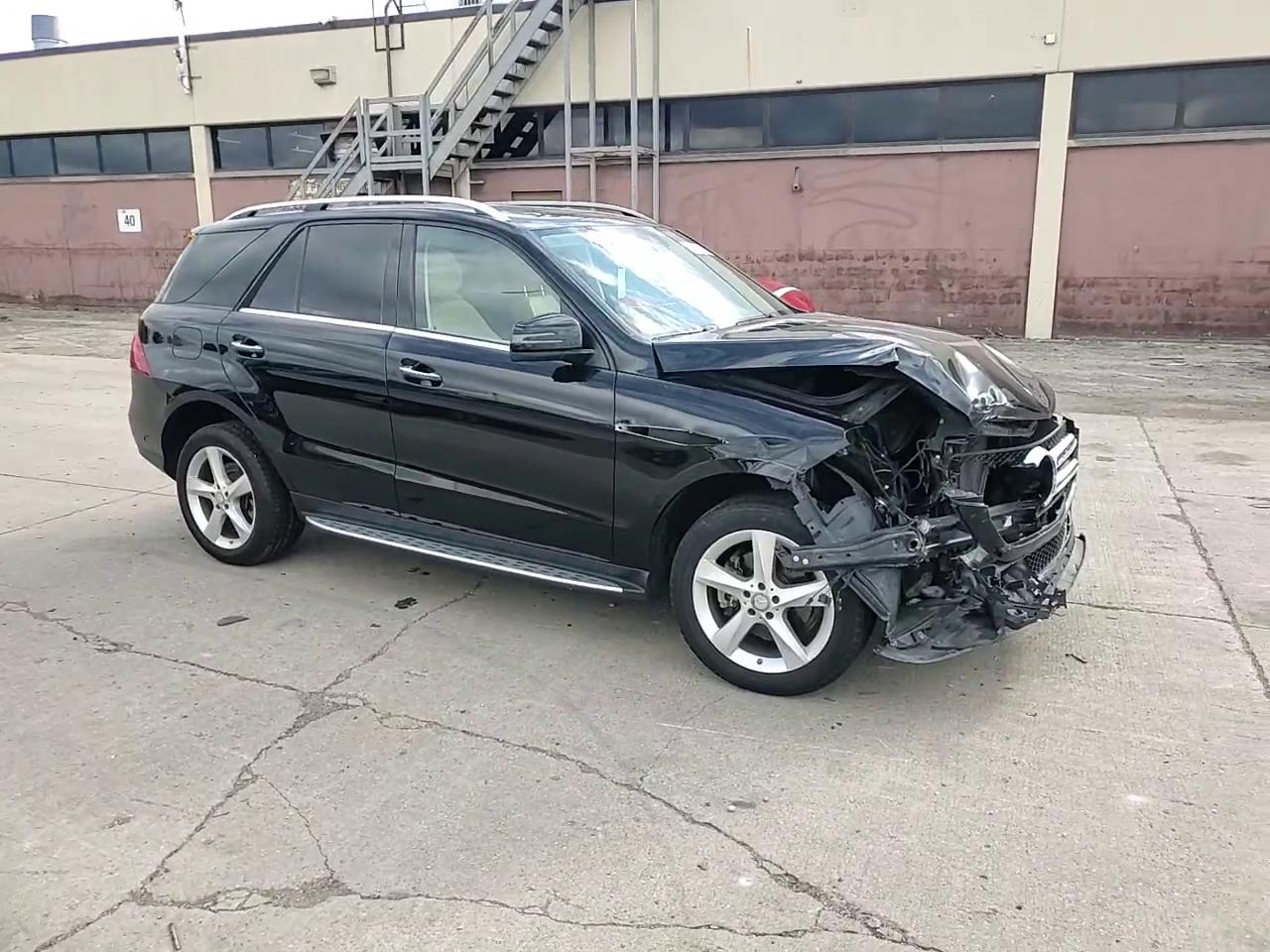 Фото: 4JGDA5HB8HA863499