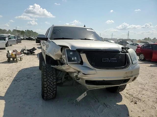 2008 GMC Yukon VIN: 1GKFK130X8R241517 Lot: 82248775