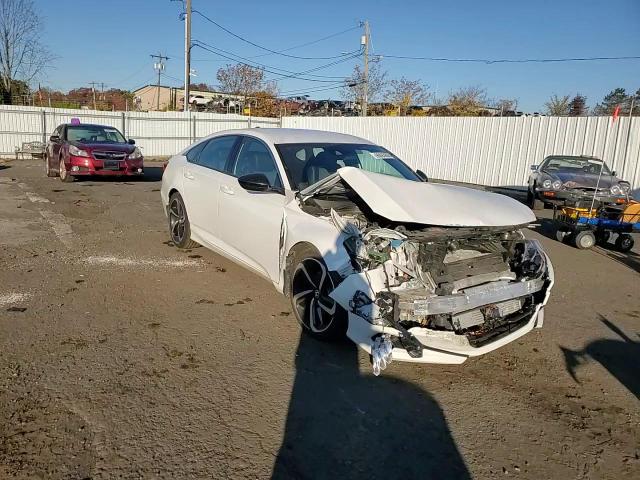 2022 Honda Accord Sport VIN: 1HGCV1F38NA050492 Lot: 90063805