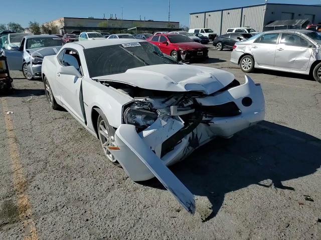 2015 Chevrolet Camaro Ls VIN: 2G1FB1E30F9241562 Lot: 85750095