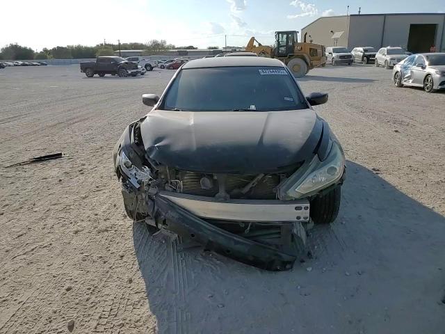 2017 Nissan Altima 2.5 VIN: 1N4AL3AP7HC117700 Lot: 82764495