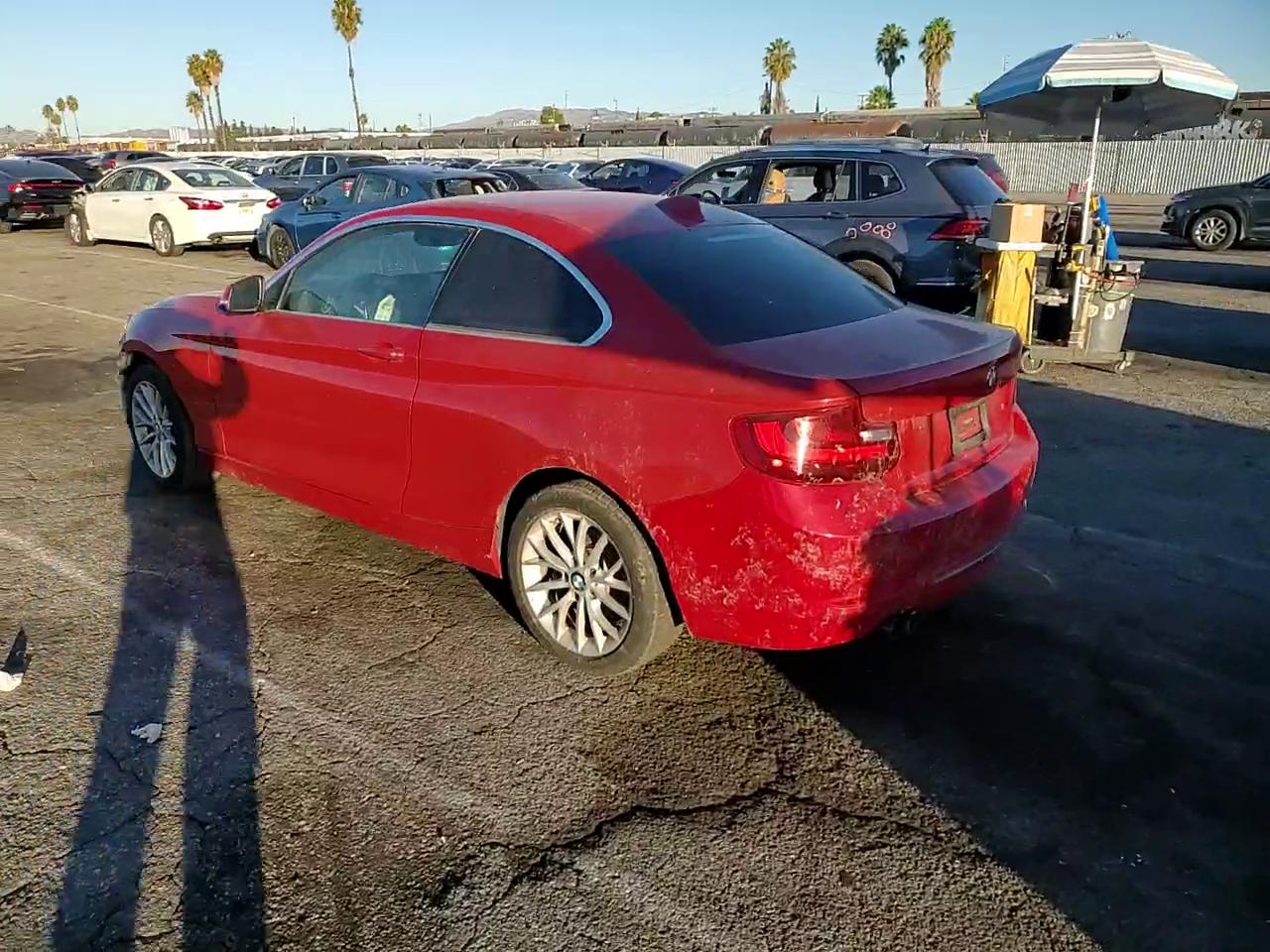 Фото: WBA1F5C59GV343701