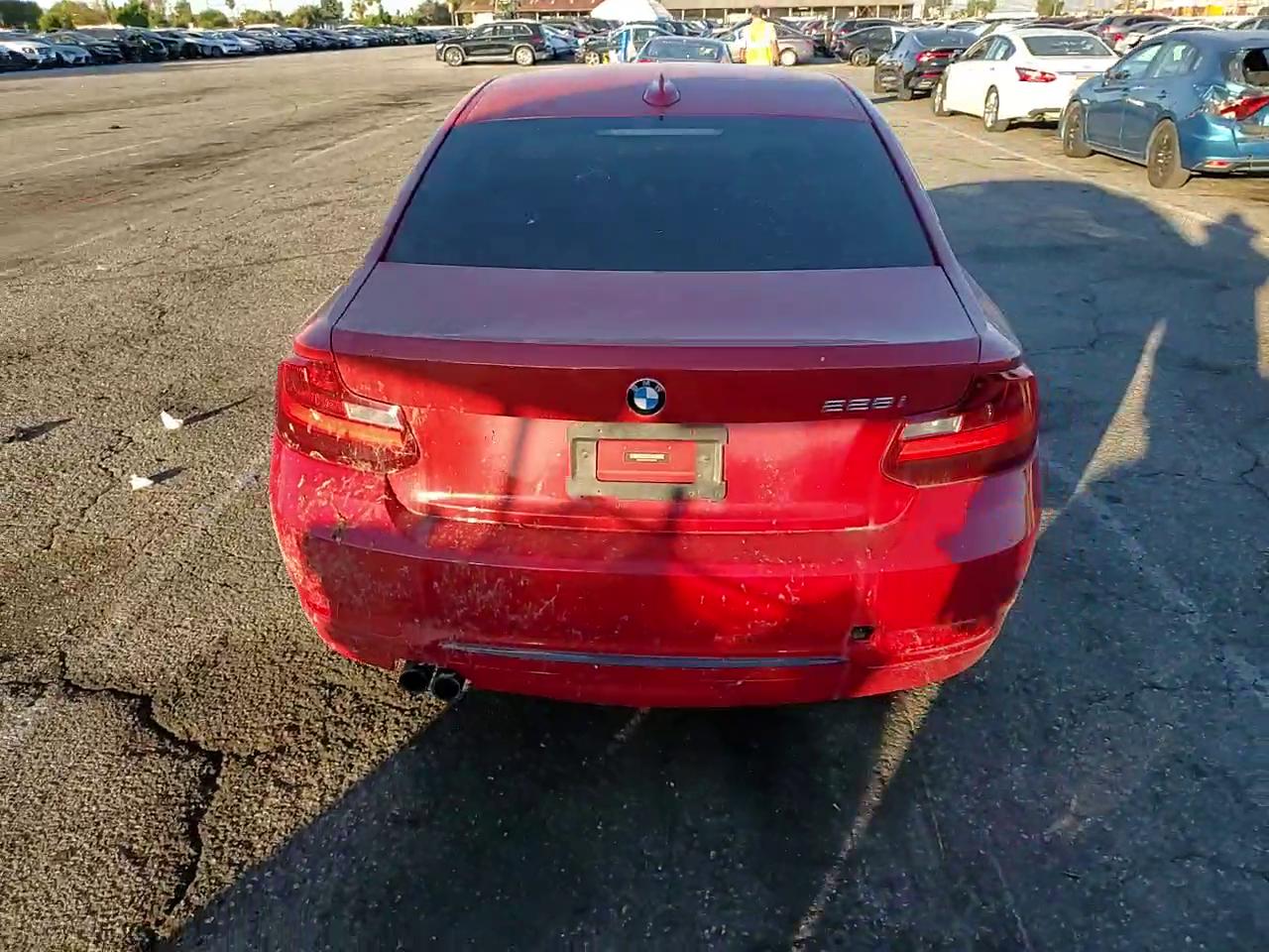 Фото: WBA1F5C59GV343701