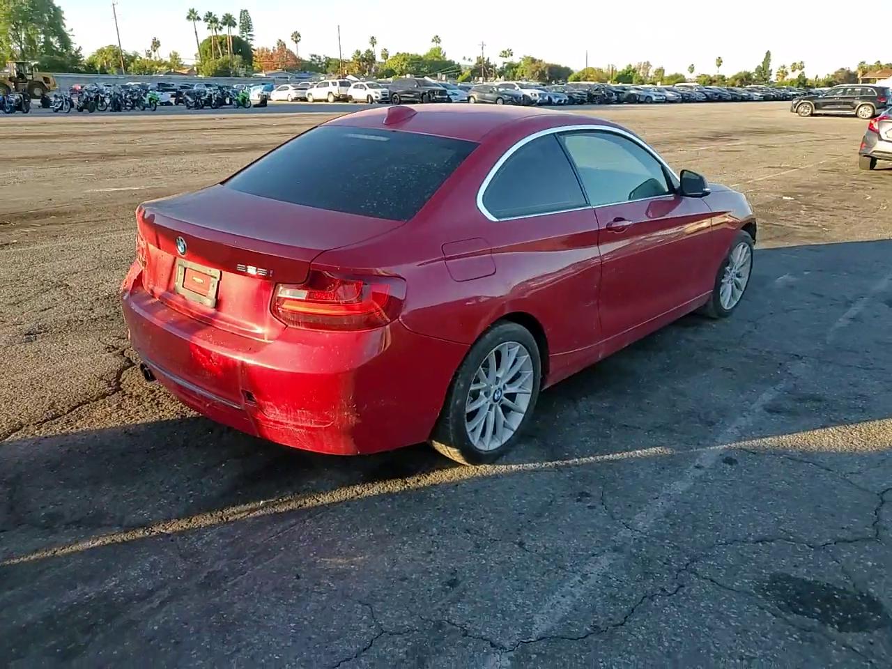 Фото: WBA1F5C59GV343701