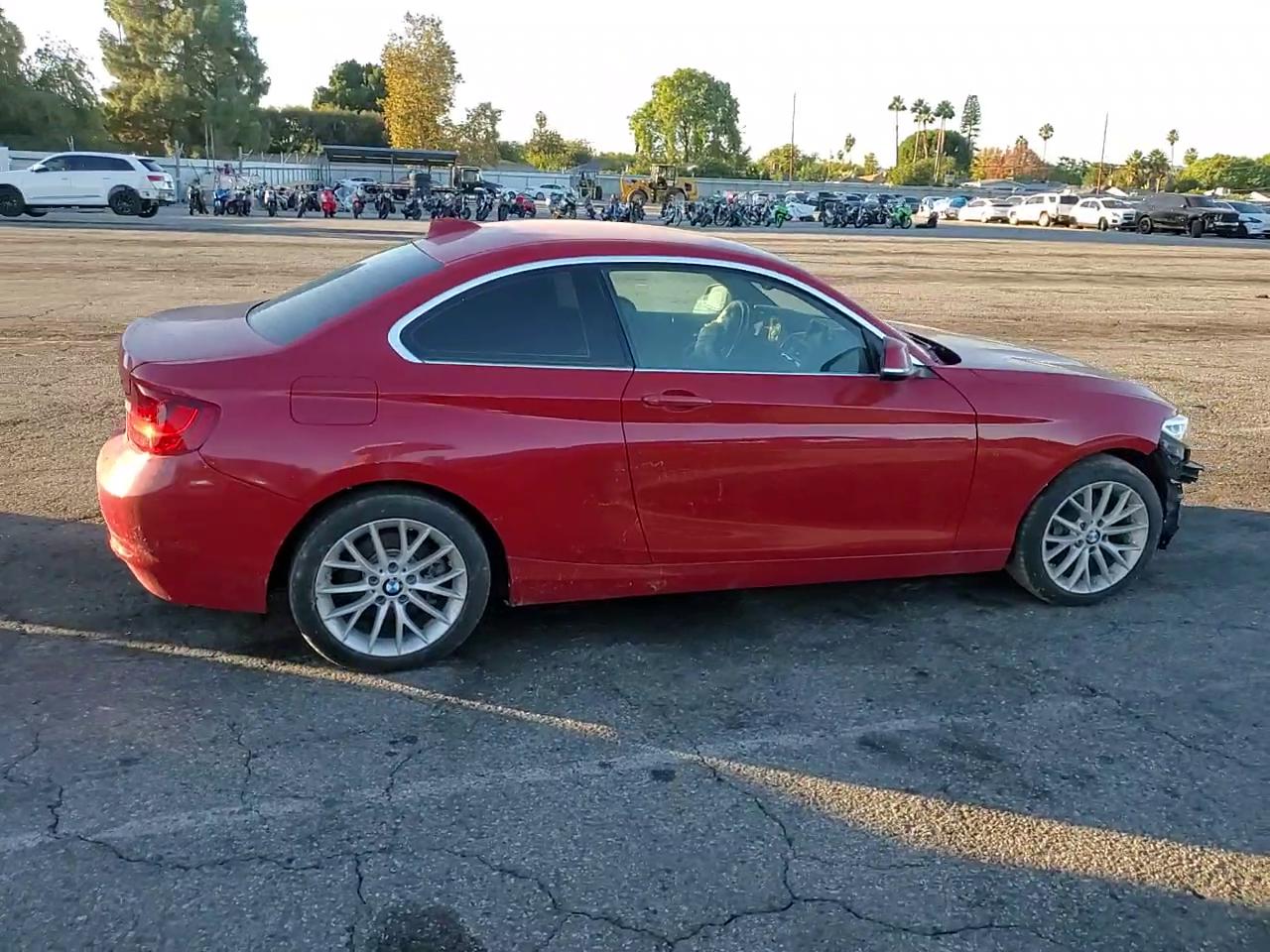 Фото: WBA1F5C59GV343701