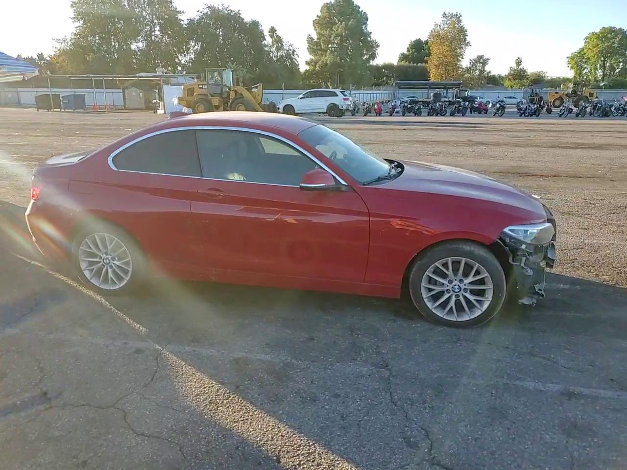 Фото: WBA1F5C59GV343701