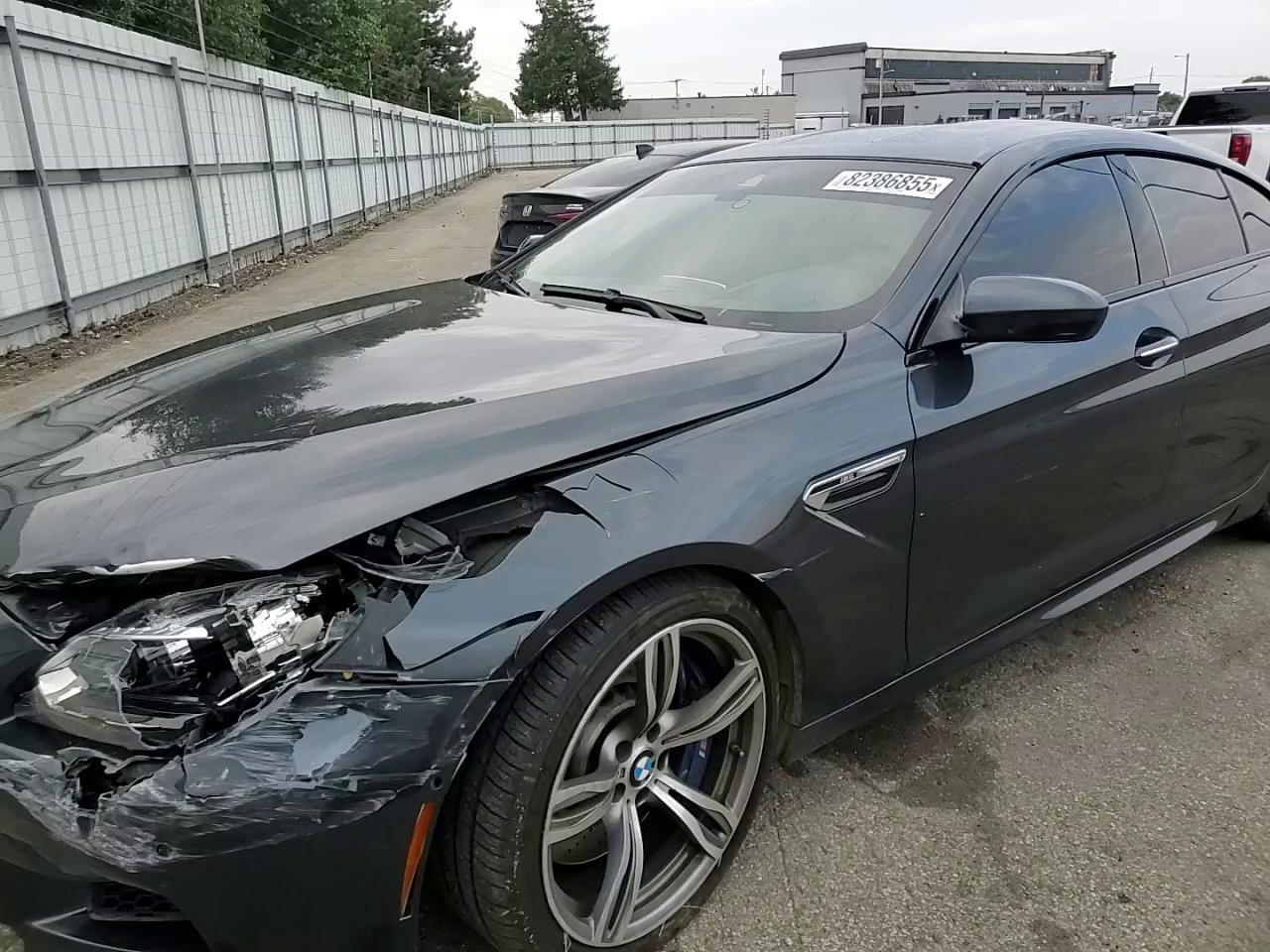 Фото: WBS6C9C54ED466830