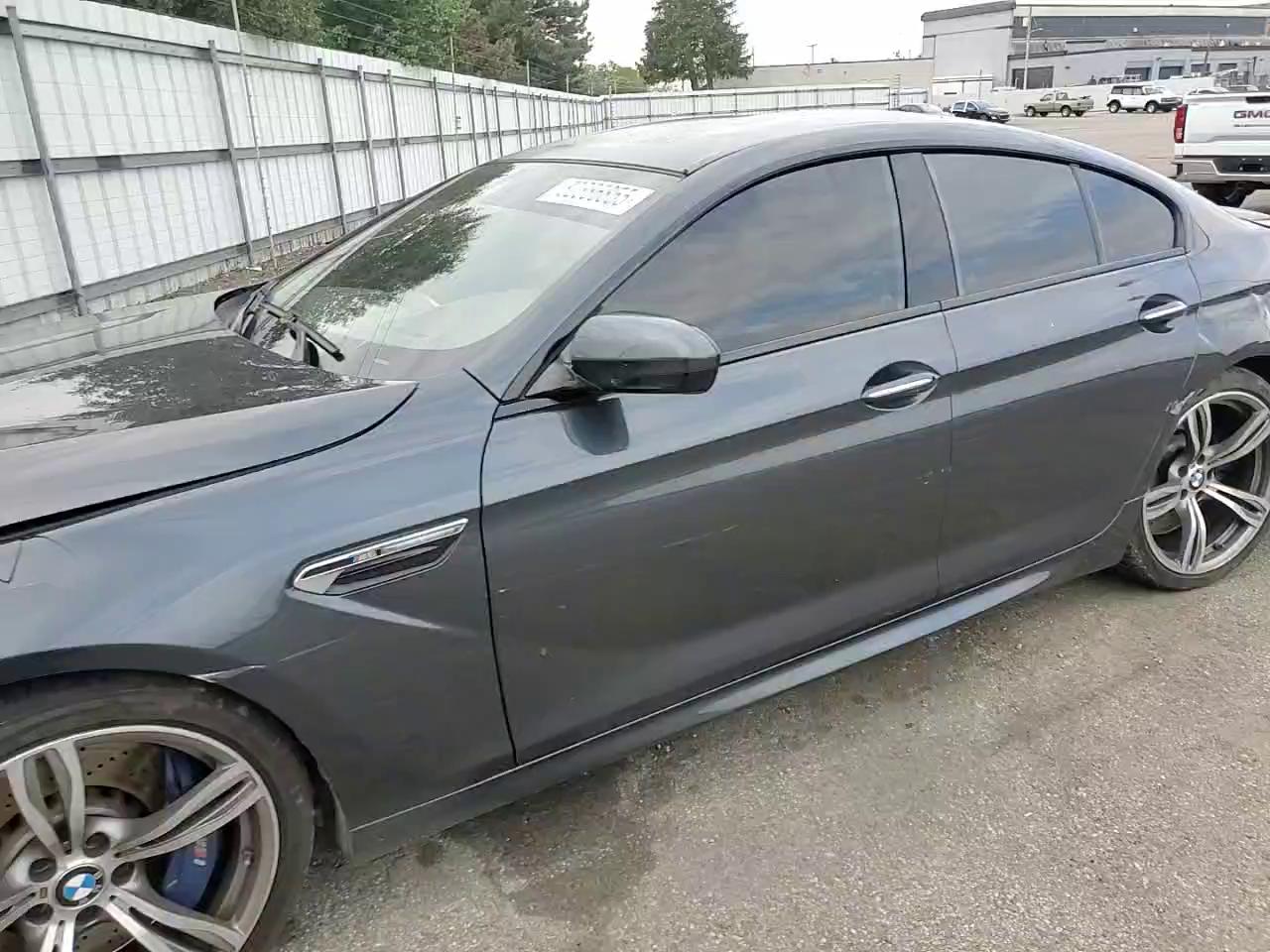 Фото: WBS6C9C54ED466830