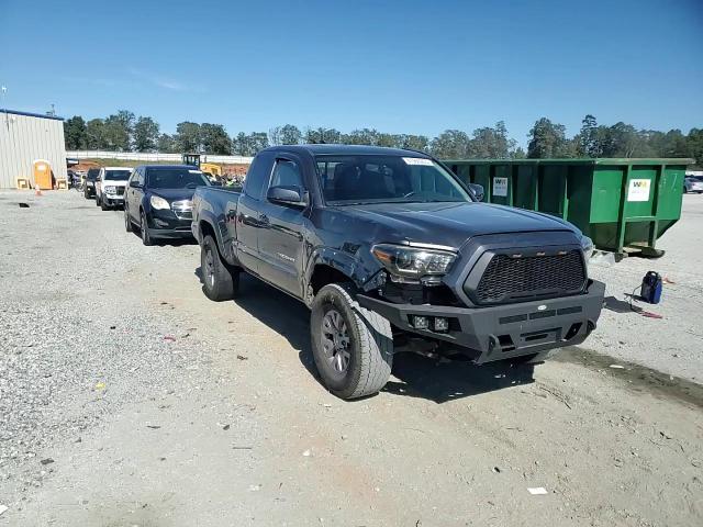 2017 Toyota Tacoma Access Cab VIN: 5TFSZ5AN1HX053606 Lot: 81950205