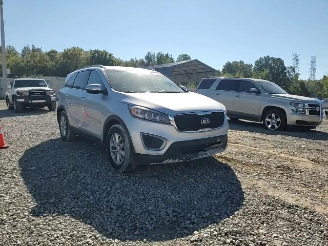 2017 Kia Sorento Lx VIN: 5XYPG4A39HG251888 Lot: 84250725