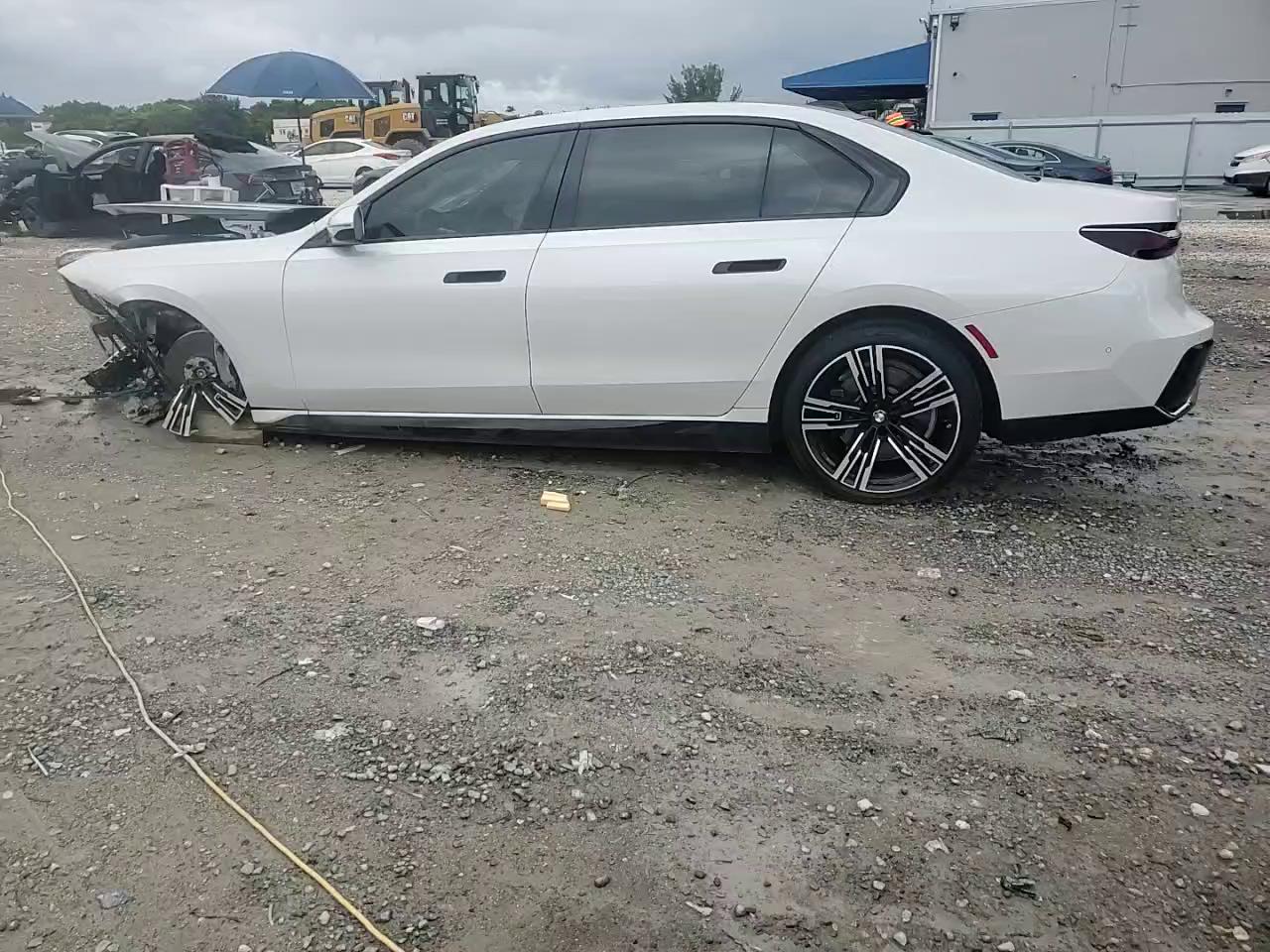 Фото: WBY53EJ05PCN64145