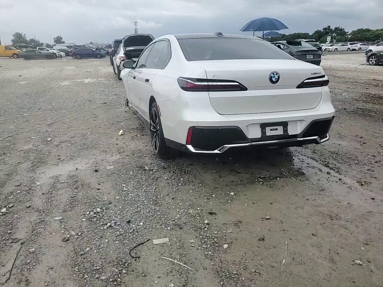 Фото: WBY53EJ05PCN64145