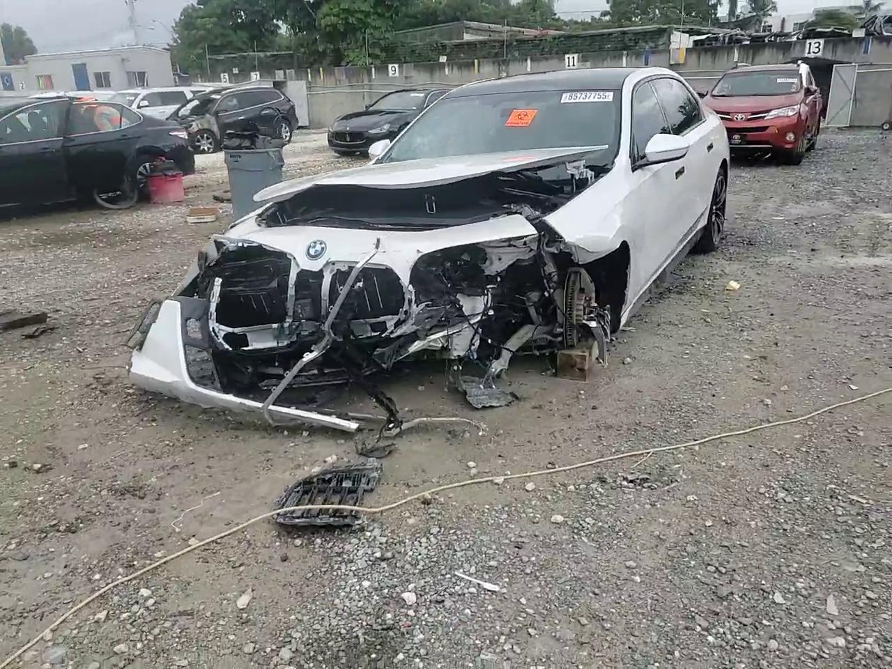 Фото: WBY53EJ05PCN64145