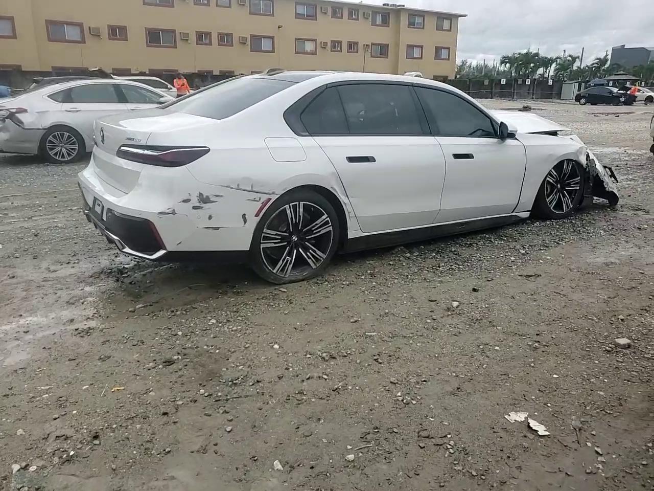 Фото: WBY53EJ05PCN64145