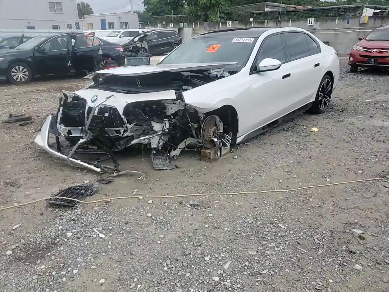 Фото: WBY53EJ05PCN64145