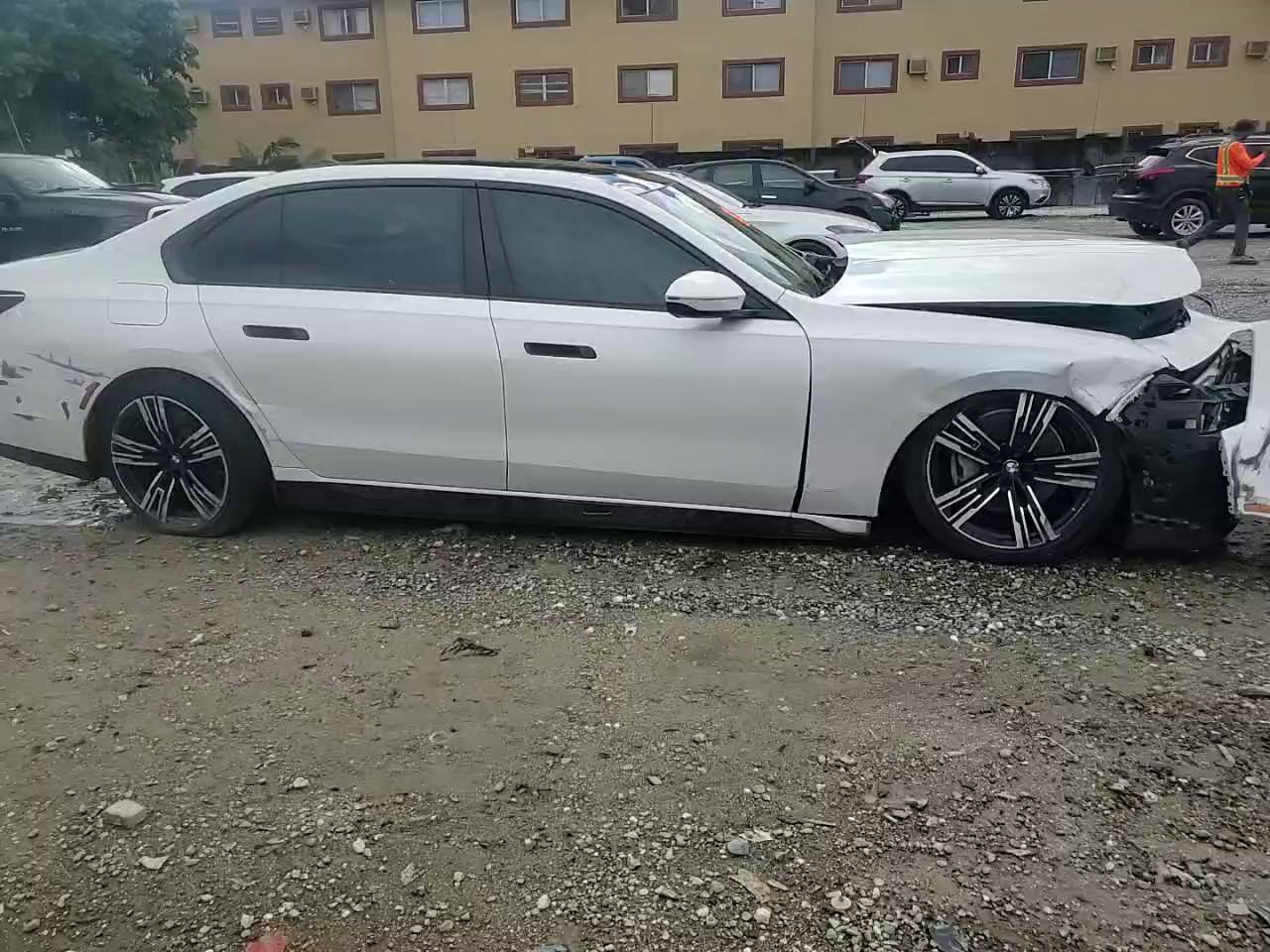 Фото: WBY53EJ05PCN64145