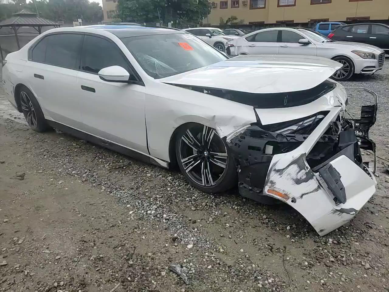 Фото: WBY53EJ05PCN64145