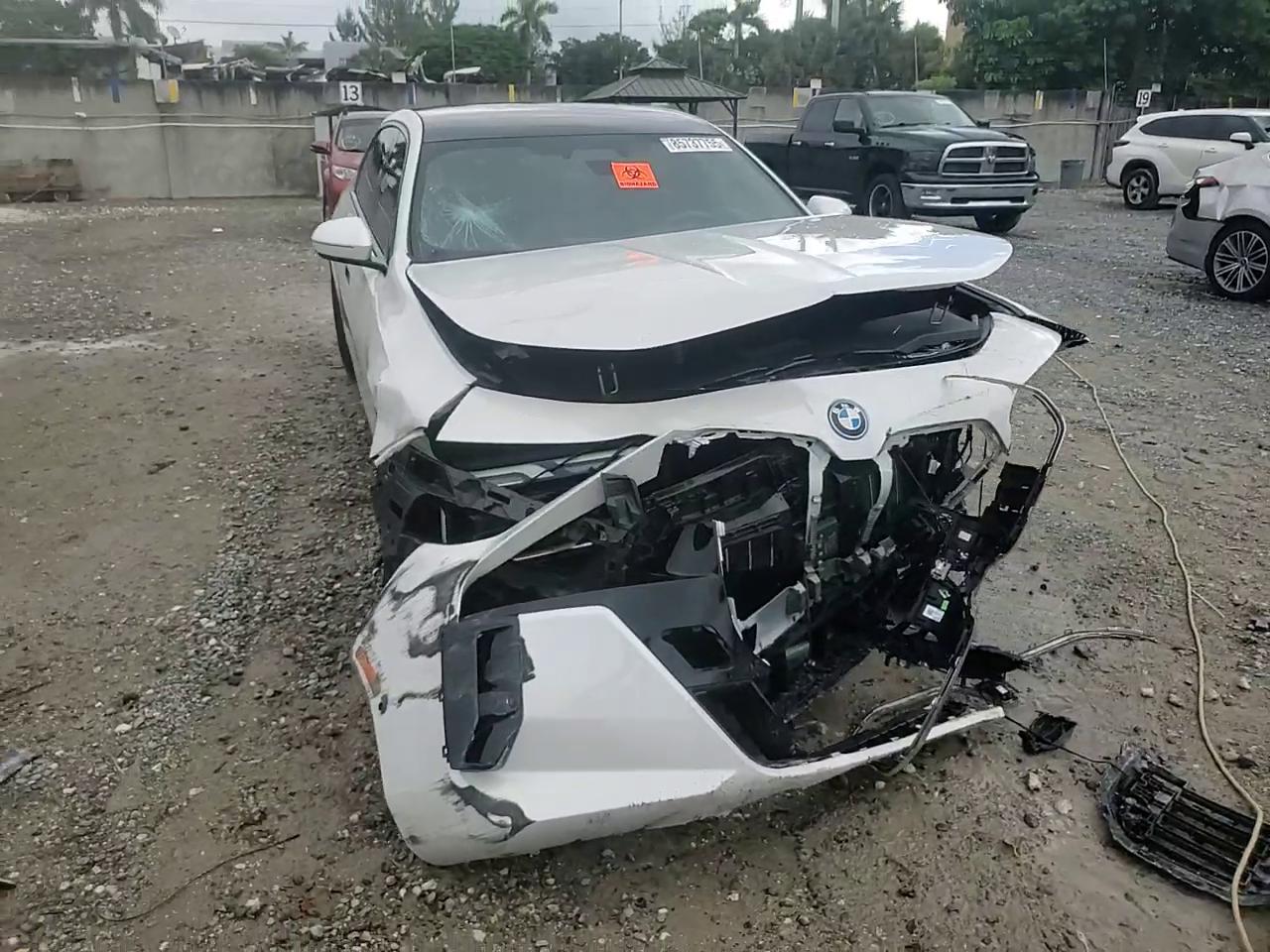 Фото: WBY53EJ05PCN64145