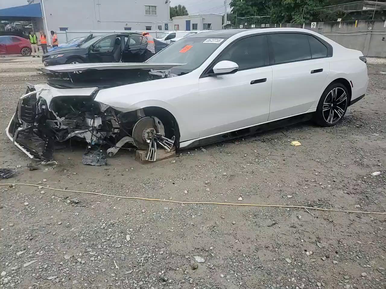 Фото: WBY53EJ05PCN64145